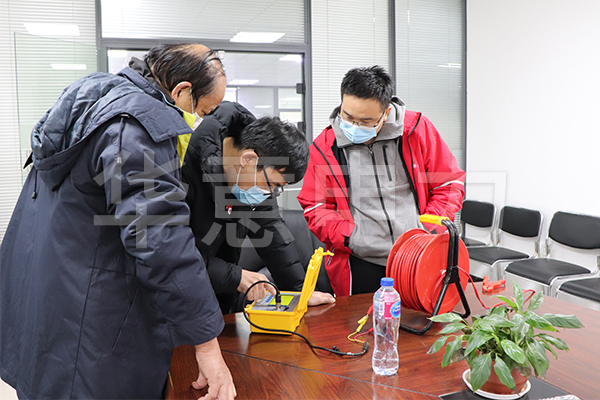 珠海眾成達機電有限公司來訪91看片视频APP下载電力.jpg 電纜故障測試儀.jpg